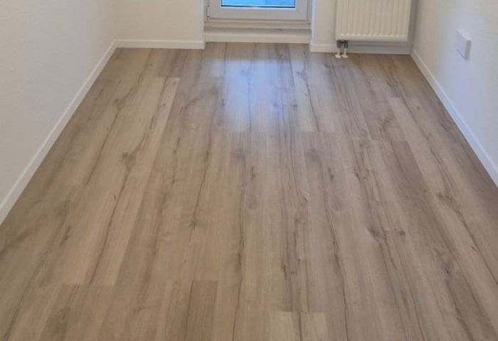 Bodenverlegung mit Laminat und Parkett in Stuttgart